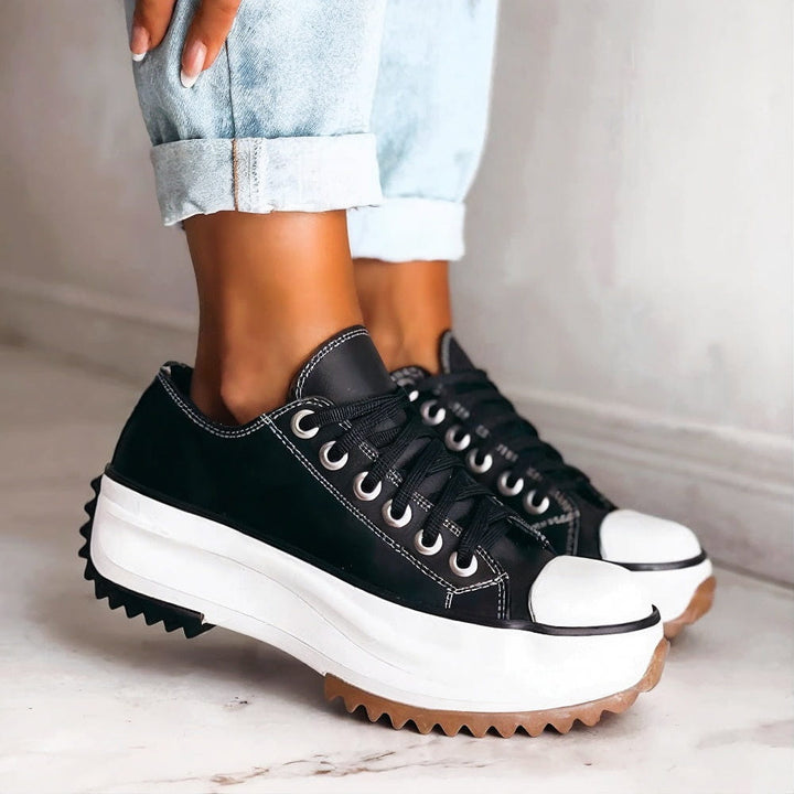 LIZZY™ | Pain Relieving Sneakers