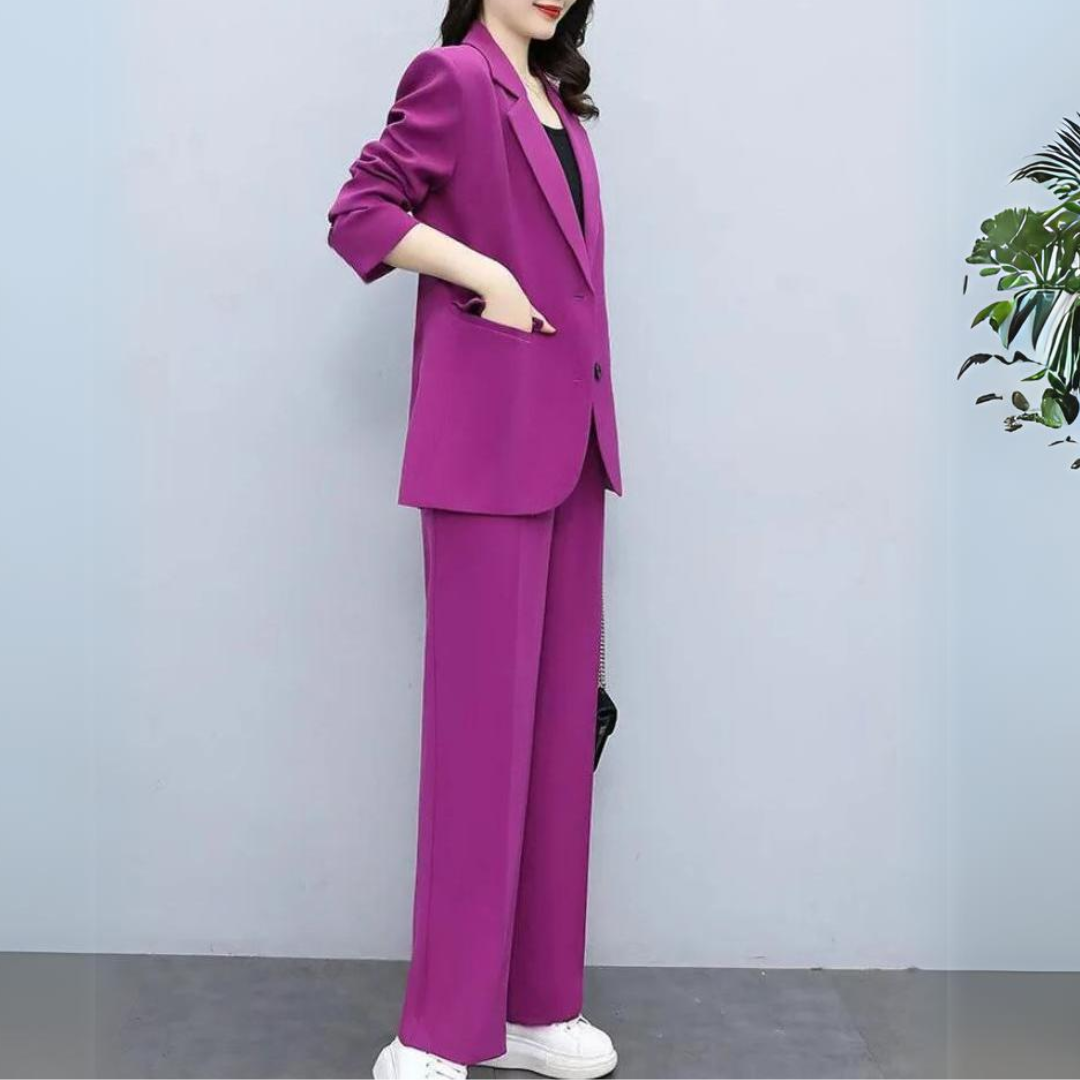PAIGE™ | Elegant Woman's Suit