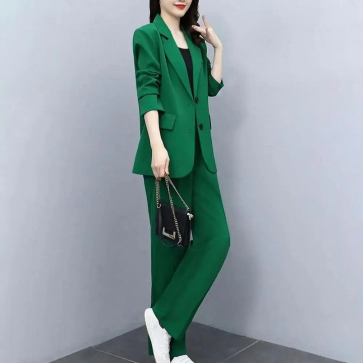 PAIGE™ | Elegant Woman's Suit