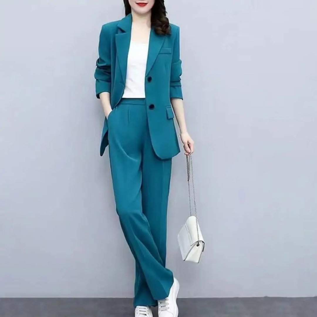 PAIGE™ | Elegant Woman's Suit