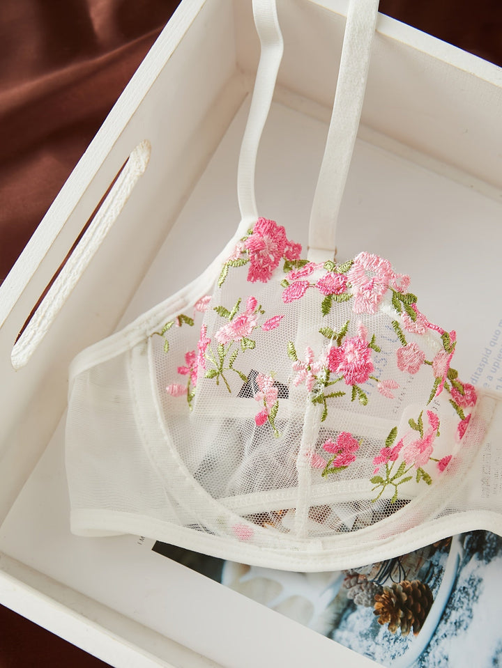 SERALITH™ | Elegant Sakura Embroidered Lingerie Set