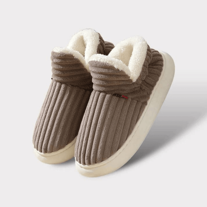 LOLA™ | Cozy Unisex Slippers