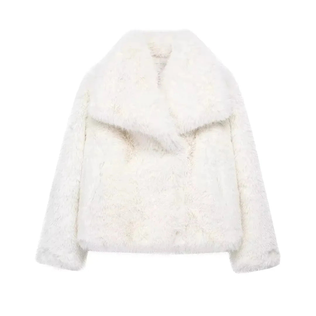 YOLANA™ | Faux Fur Coat