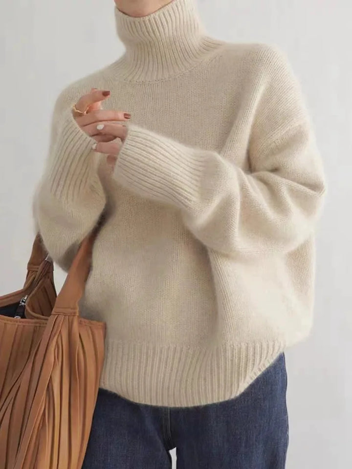 BELLA™ | Cashmere Turtleneck