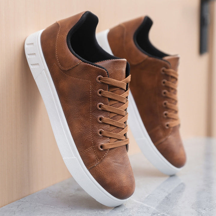 OLIVER™ | Classic Leather Sneakers