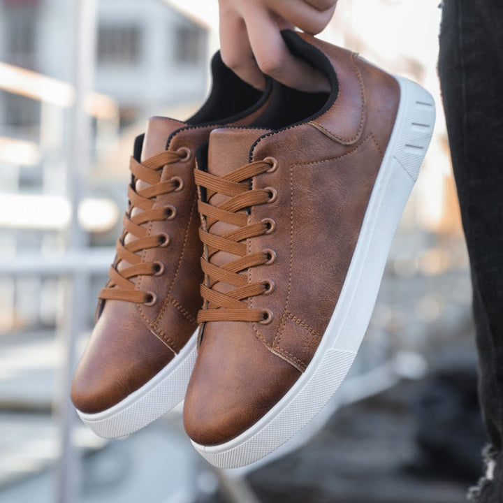 OLIVER™ | Classic Leather Sneakers