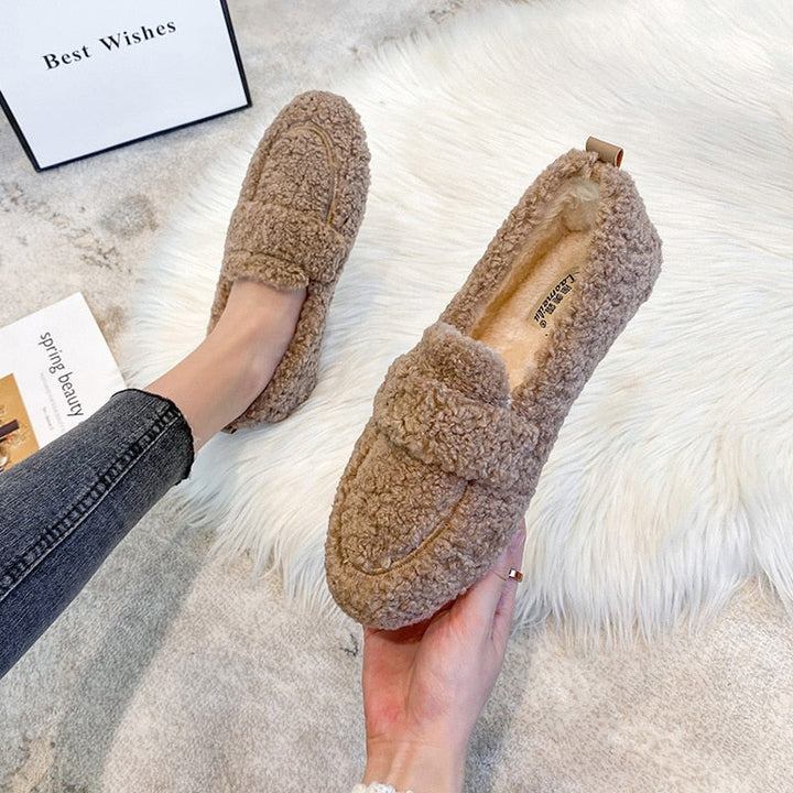 GIA™ | Plush Slippers