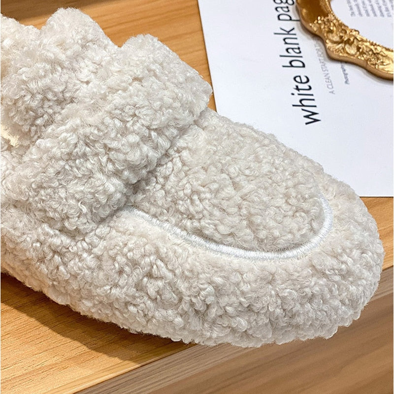 GIA™ | Plush Slippers