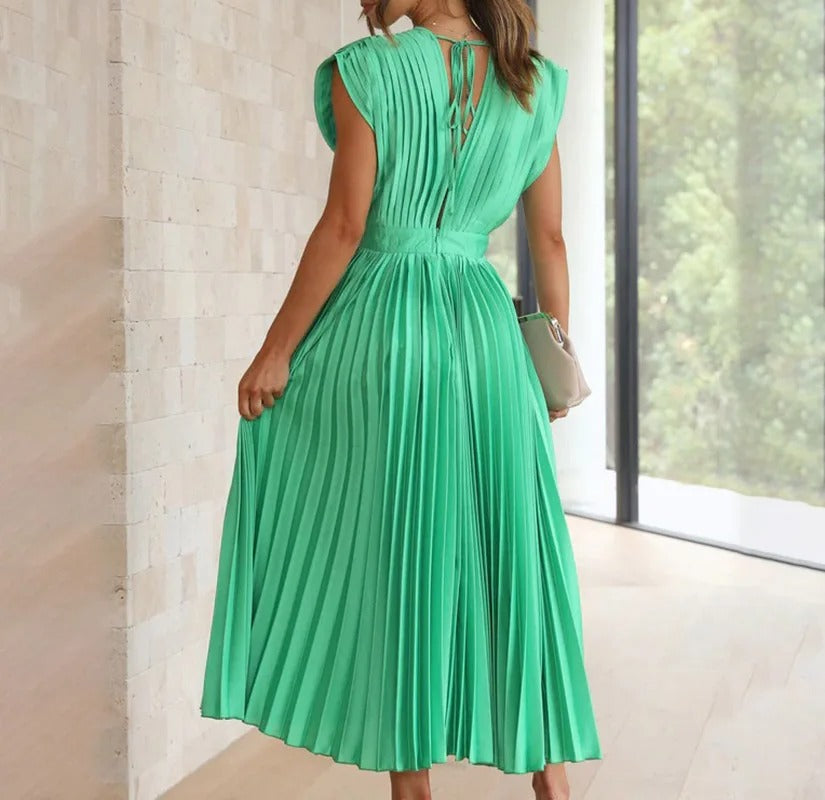SIENNA™ | Elegant Party Dress with Plunging V-Neckline