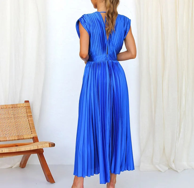 SIENNA™ | Elegant Party Dress with Plunging V-Neckline