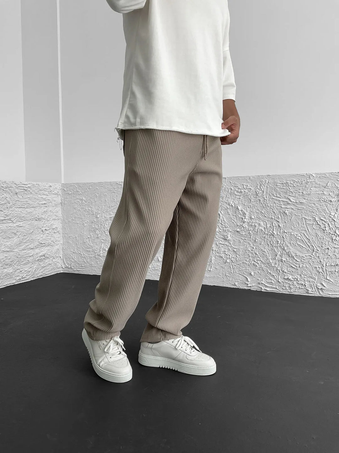 NIKOLAI™ | Ribbed Comfort Pants